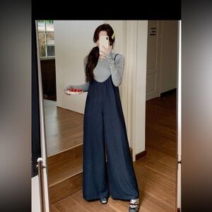 New DAZY Women's Solid Color Spaghetti Strap Casual Jumpsuit NWT